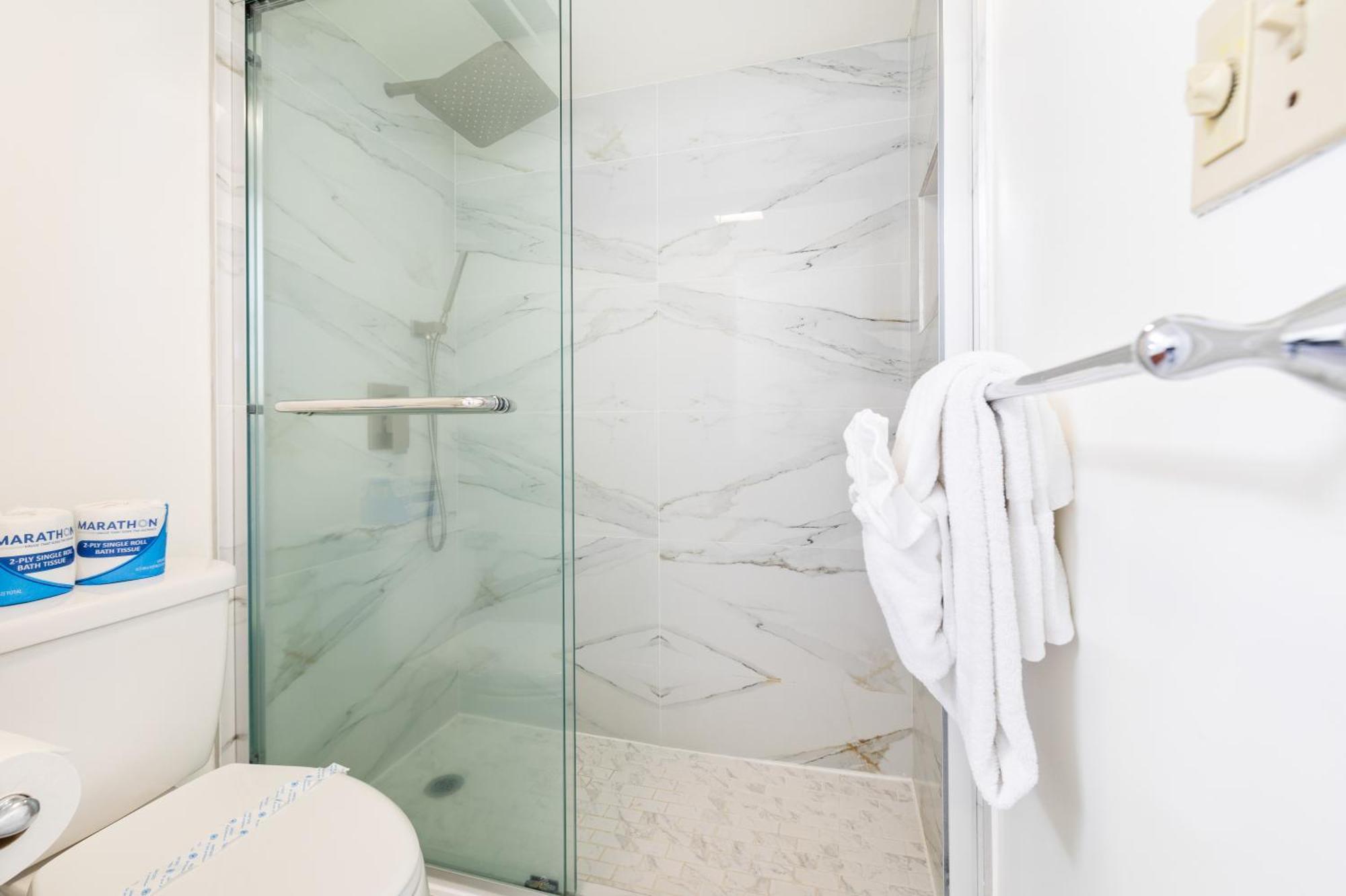 Cozy Waikiki Getaway, Stroll To Beach With Free Parking Honolulu Esterno foto