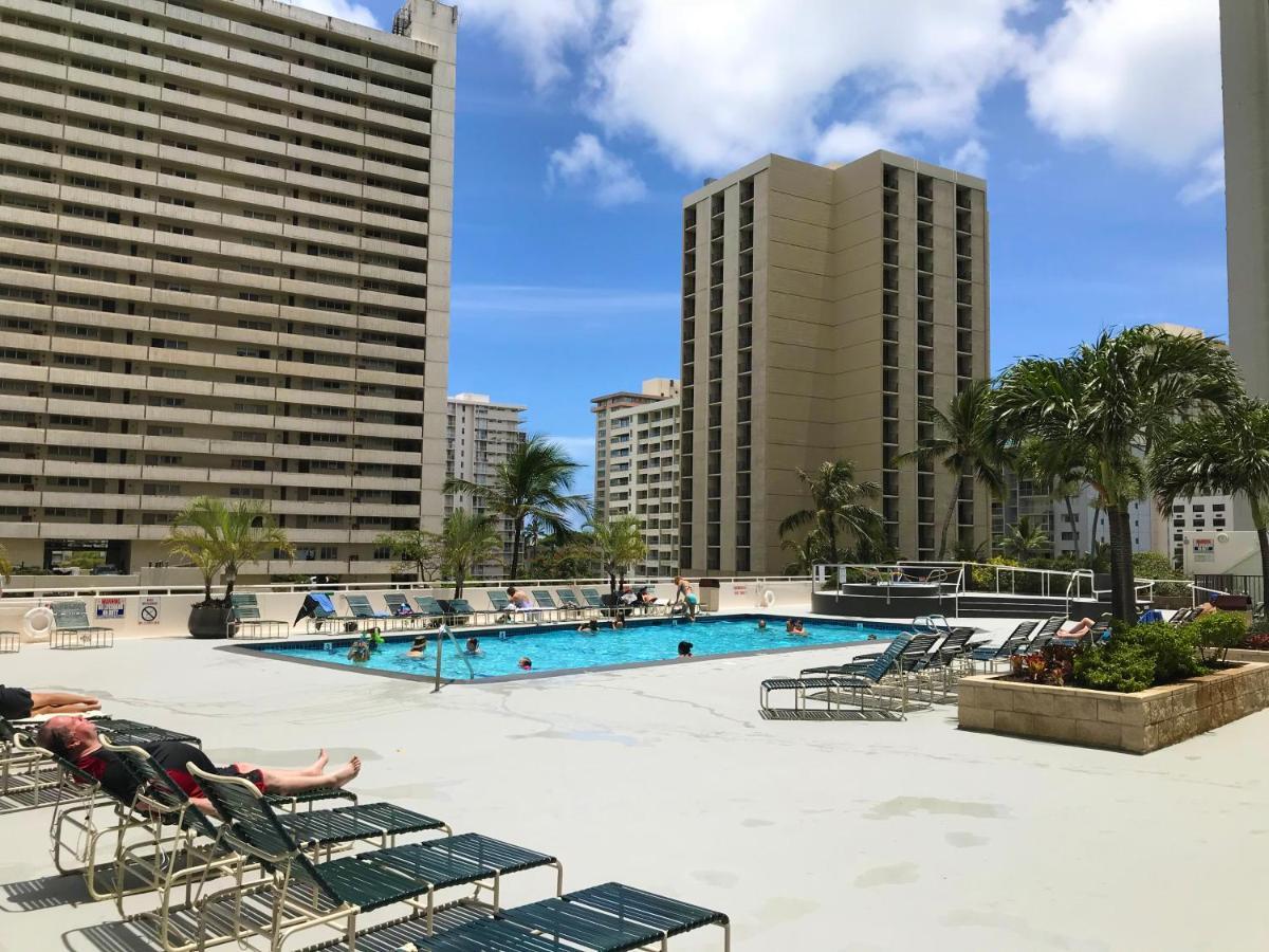 Cozy Waikiki Getaway, Stroll To Beach With Free Parking Honolulu Esterno foto